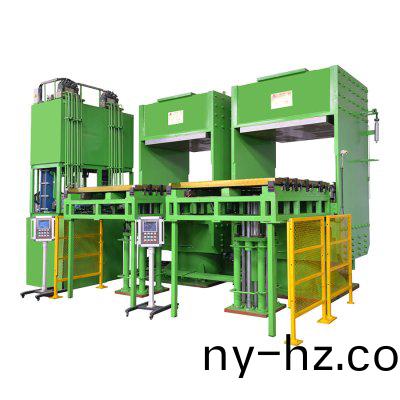 實心(xin)胎硫(liu)化機(jī)